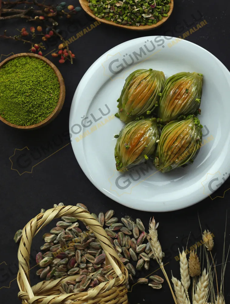 Midye Baklava