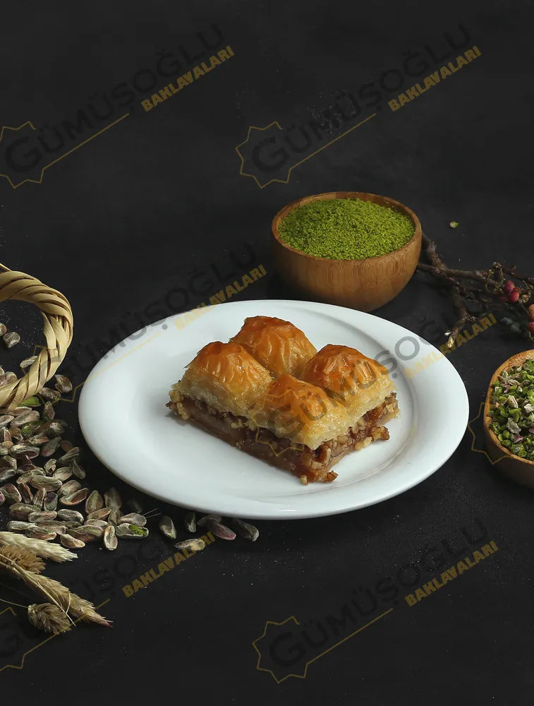 Cevizli Baklava