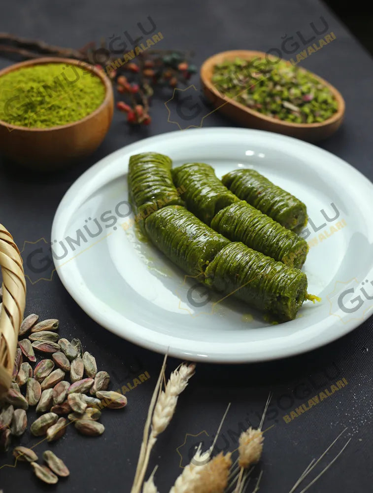 Fıstık Sarma