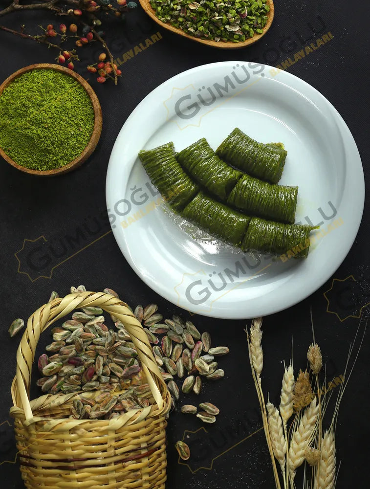 Fıstık Sarma